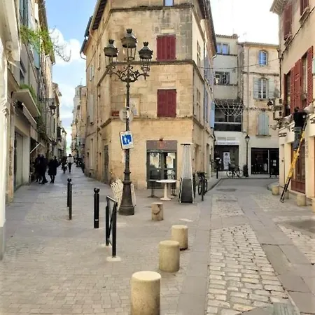 Appart Lumineux De L'Hotel De Ville Arles Exterior photo
